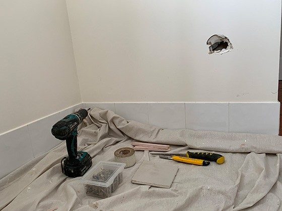 Hole in the wall to be fixed patching holes in apartment walls can be done with the right guidance